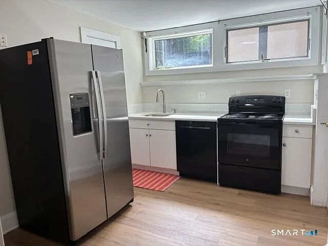 38-GRNDFL Academy St — Photo 5