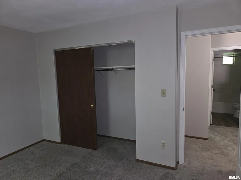 1339 W Jeth Ct — Photo 6