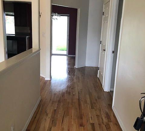 4th image of 313 Phoenix Hills Dr