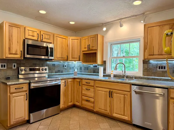 106 Clarkson Ave, Potsdam, NY 13676