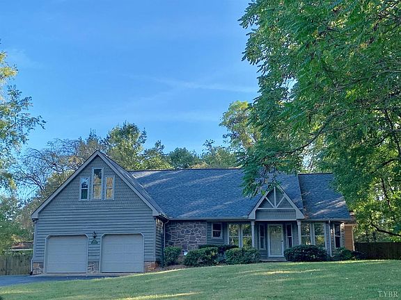3rd image of 1175 Boonsboro Pl