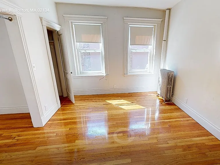 8-5 Walbridge St — Photo 6