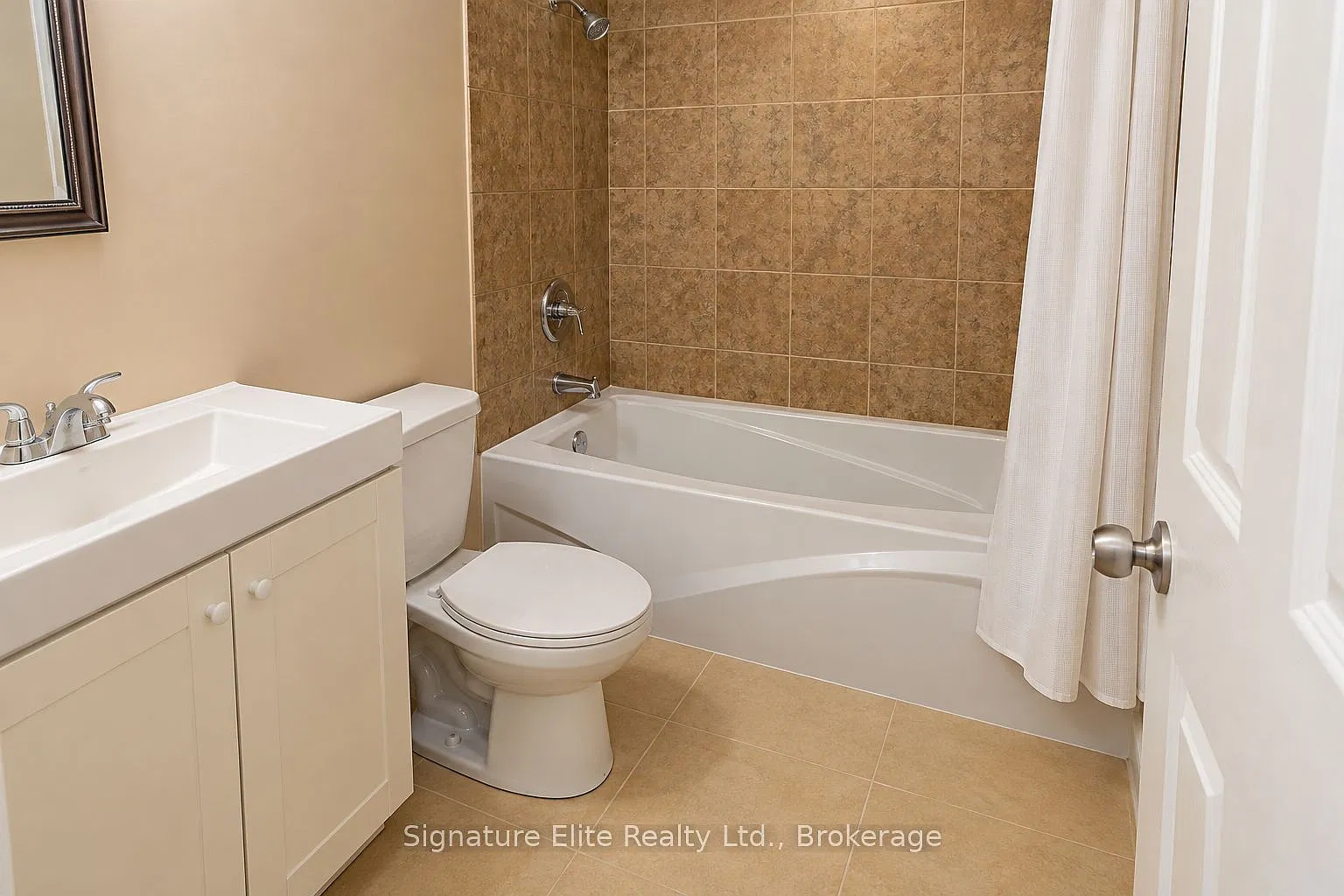 2 bed, $2,000 — Photo 4