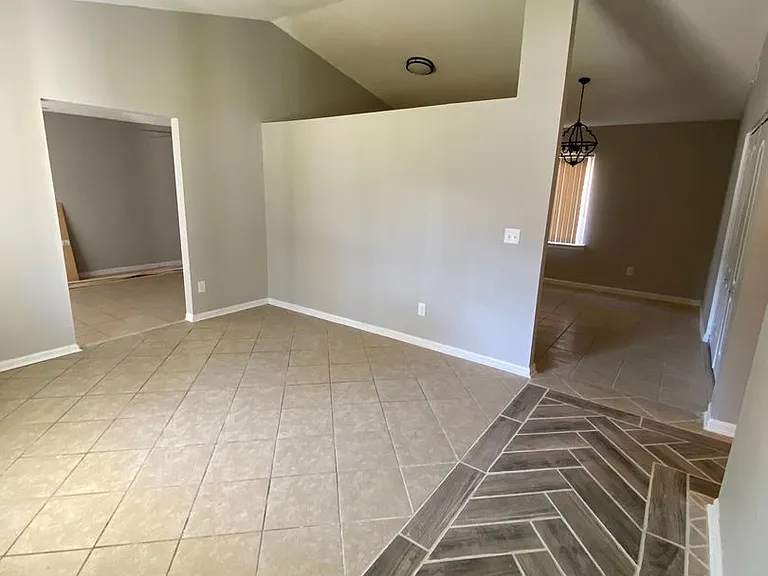 239 Pointe South Dr — Photo 14