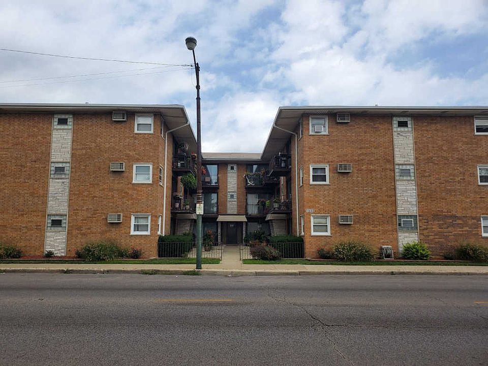 1st image of 7532 W Belmont Ave APT 3D