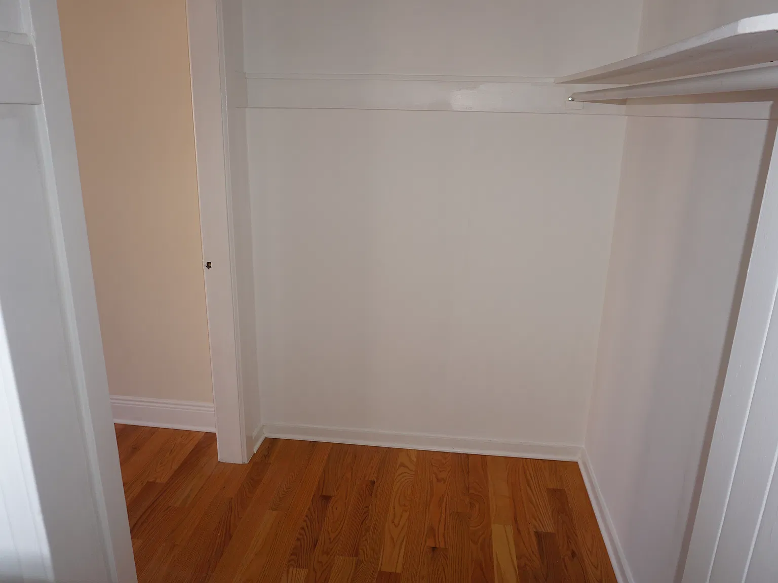Studio, $3,750 — Photo 4