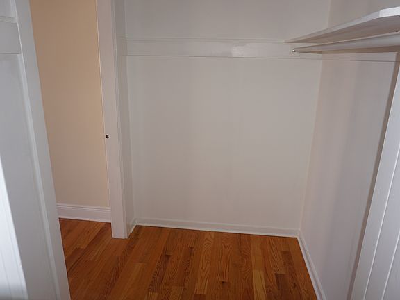 4th image of 1437 Chestnut St #211