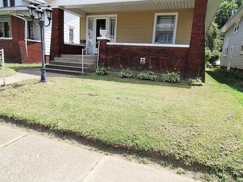 1st image of 727 E Delaware St