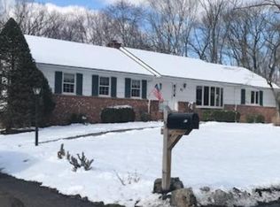 87 Frost Ct, Wyckoff, NJ 07481