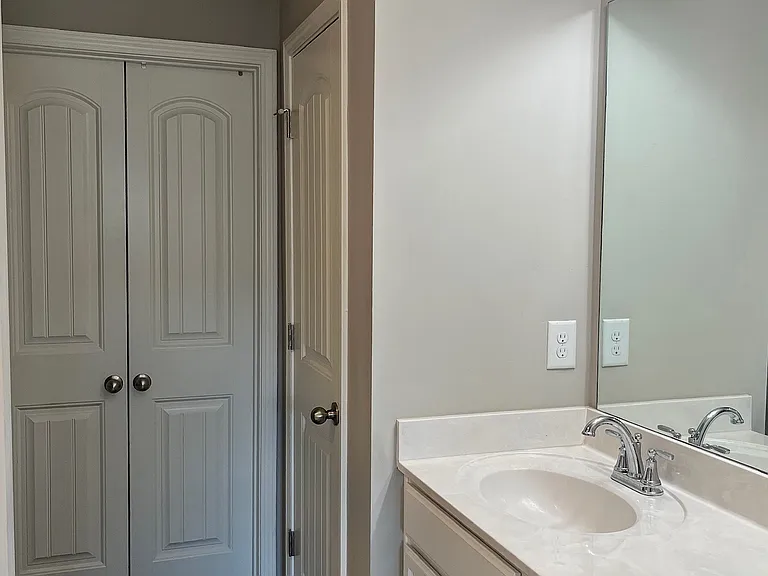 720 Bradburn Village Way — Photo 14