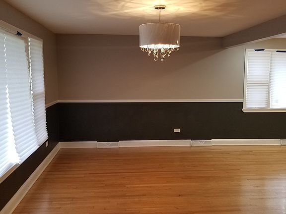 2nd image of 512 Muskegon Ave