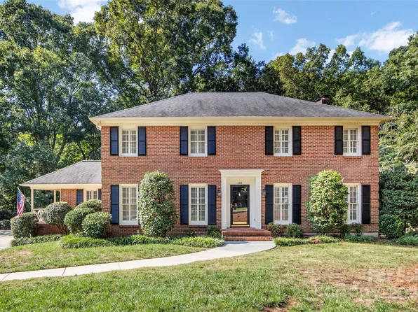 1318 Charter Pl, Charlotte, NC 28211