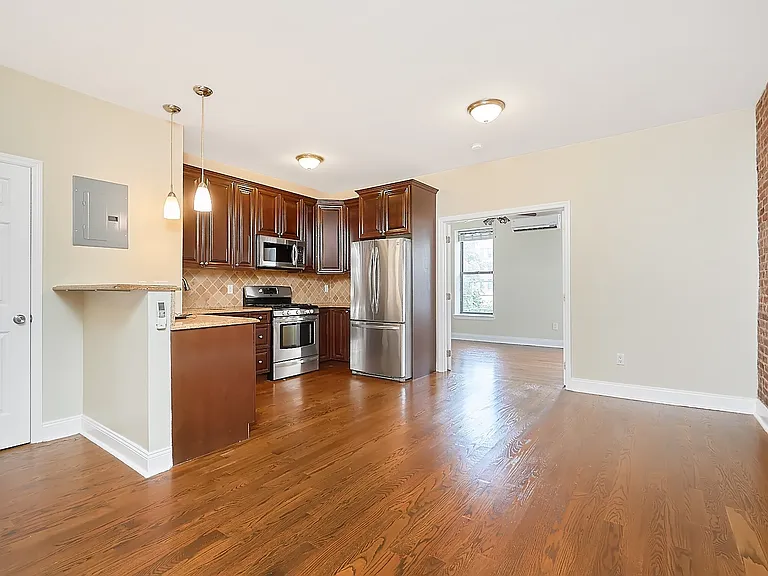 223 W 115th St #2 — Photo 9