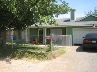 21245 Laguna Rd, Apple Valley, CA 92308