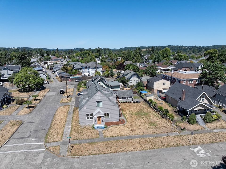 1st image of 517 Center Street