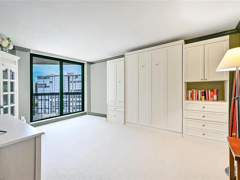 4551 Gulf Shore Blvd N #1406 — Photo 27