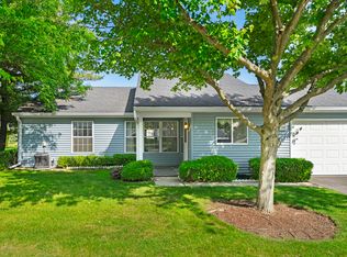 7217 Oxford Cir, Fox Lake, IL 60020