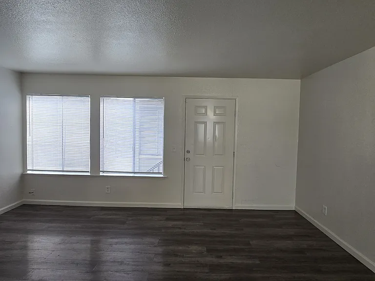 1140 N 8th St #203 — Photo 8