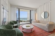 Collins Ave-1406-006.jpg