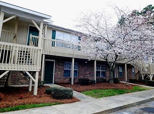 Cedar Trace Apartment Homes, Greensboro, NC 27407