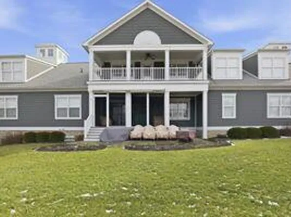 14879 Harbor Point Dr E, Thornville, OH 43076