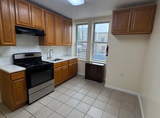 523 55th St APT 2, West New York, NJ 07093
