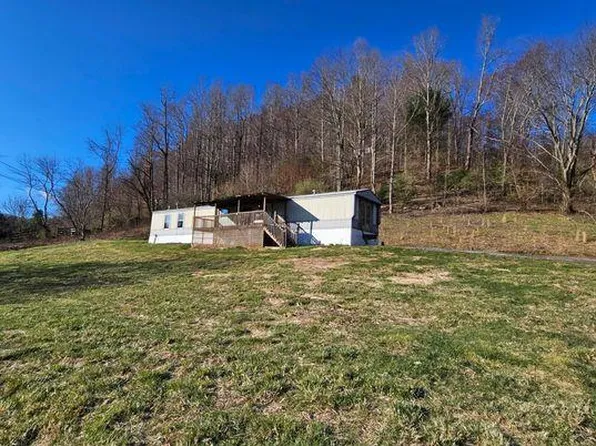1571 Red Stone Rd, Chilhowie, VA 24319
