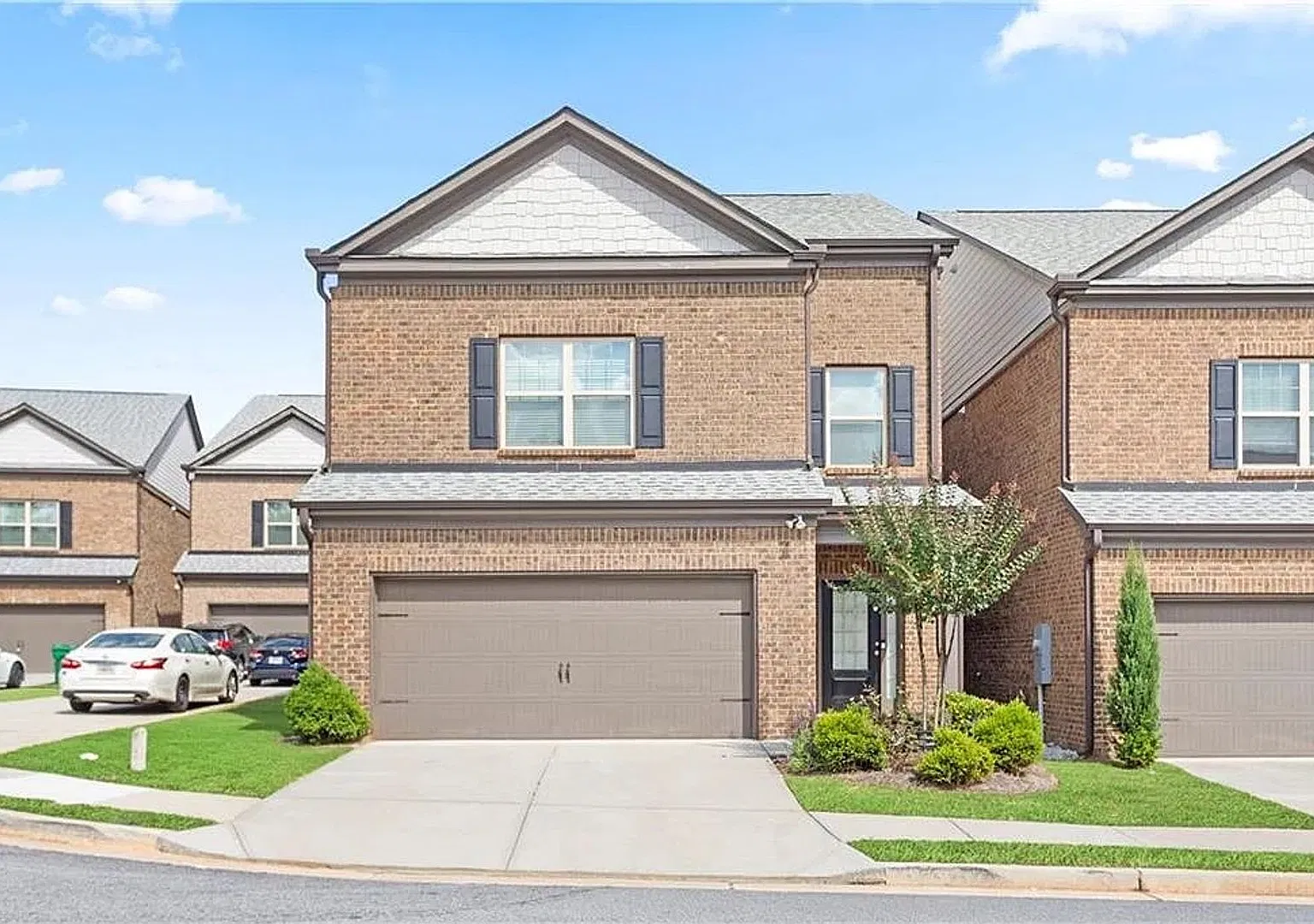 Room in 4 Bedroom Home in Norcross — Photo 1