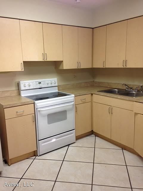 2nd image of 120 NE 35th St #B