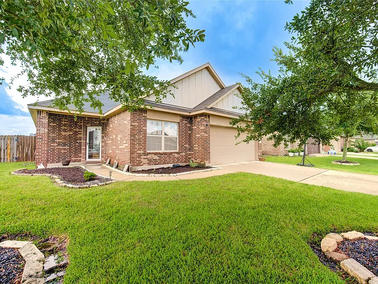 734 Mill Spring Ct — Photo 47