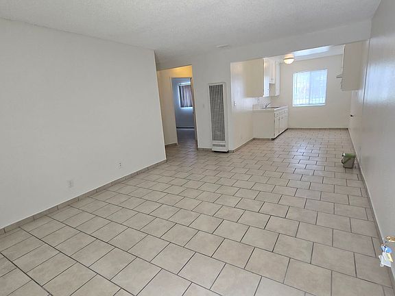 3rd image of 3730 Baldwin Ave APT 4
