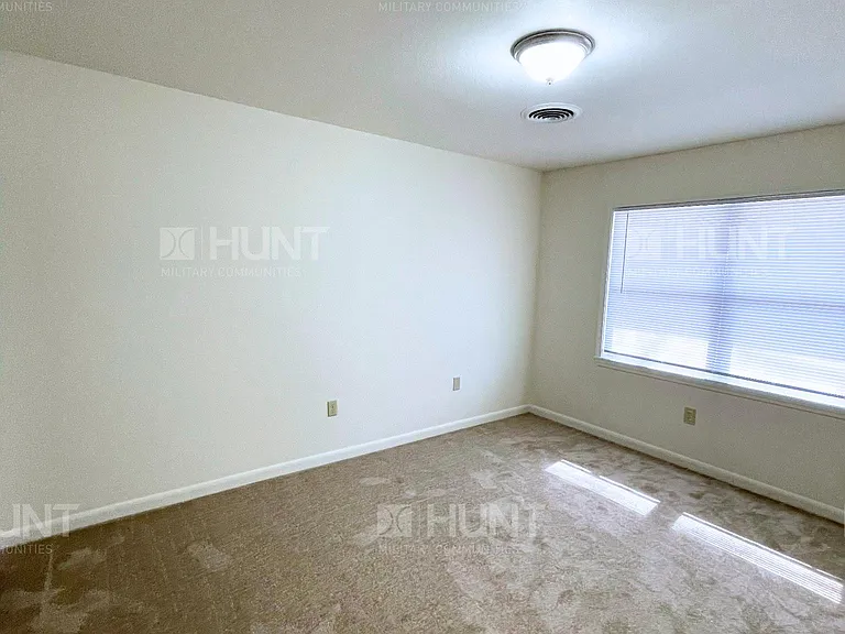 121 Dakota Dr — Photo 7
