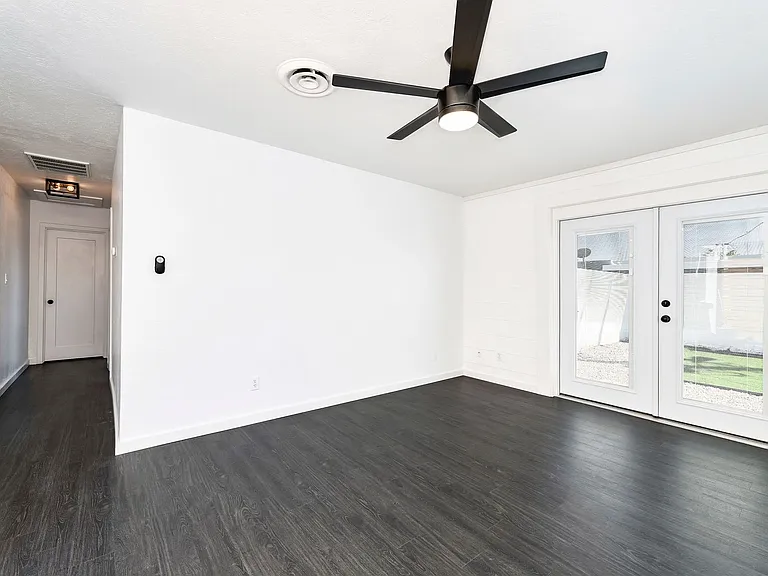 Boho On 40th Street Apartments — Photo 49