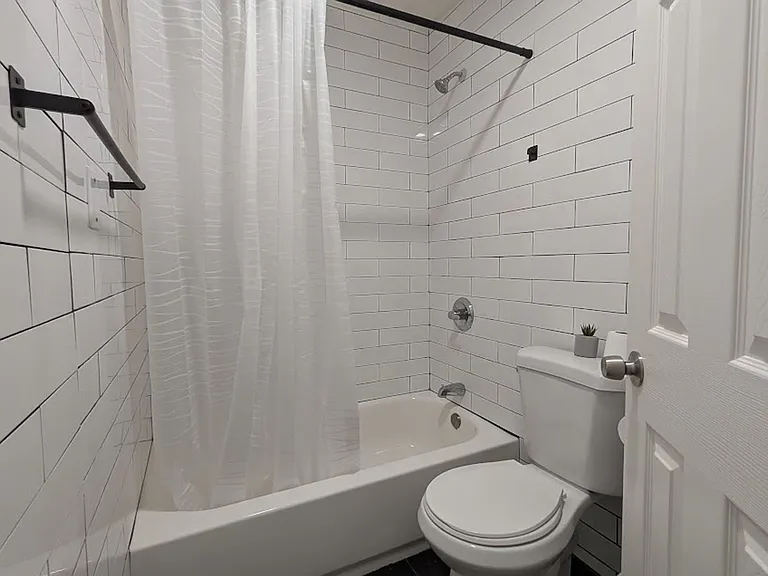 1210 Atlantic Ave — Photo 34