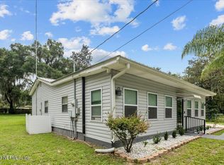 113 Leaf St, San Mateo, FL 32187