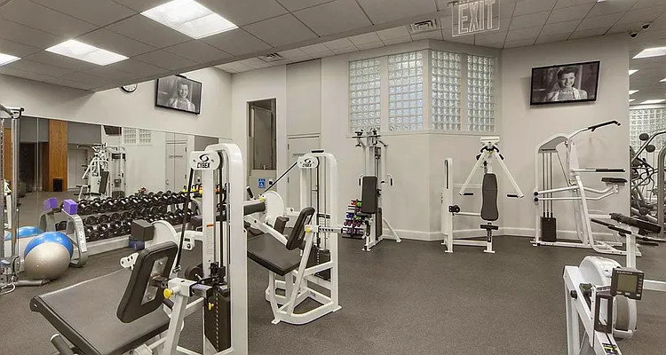 Rented by Corcoran | media 34