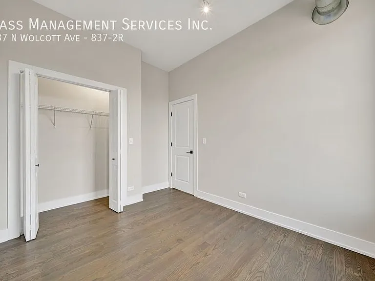 837 N Wolcott Ave #2R — Photo 5