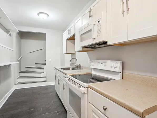 1643 Ralph David Abernathy Blvd SW #B, Atlanta, GA 30310