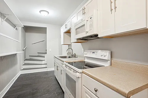 1643 Ralph David Abernathy Blvd SW #B Photo 1 1643 Ralph David Abernathy Blvd SW #B Photo 1