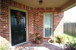 2nd image of 3306 Sparta Dr