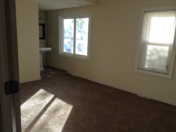 4th image of 5430 NW 62nd Ave