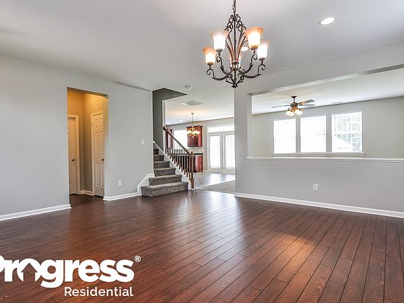 4th image of 209 Ashdale Dr