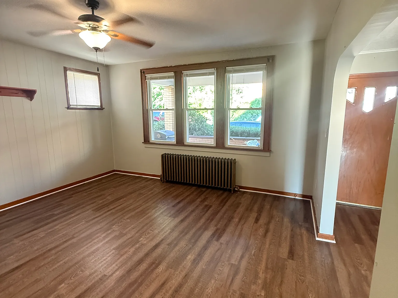 2 bed, $900 — Photo 4
