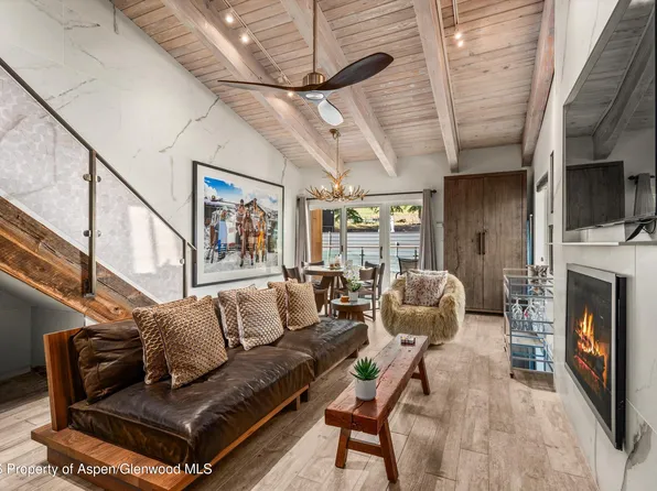 690 Carriage Way #304, Snowmass Village, CO 81615