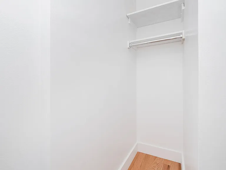 201 E 2nd St #5C — Photo 10