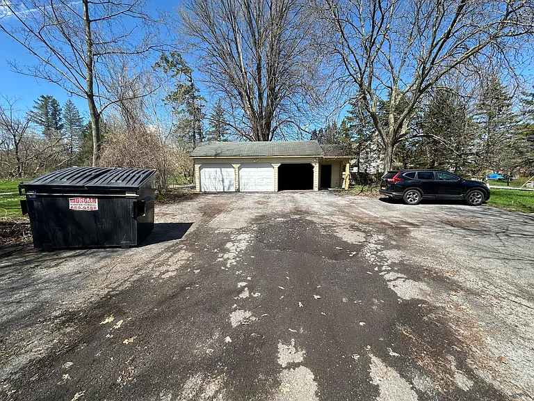 1945 W Lake Rd #3 — Photo 21