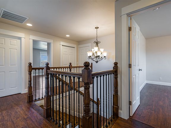 4th image of 62 Katie Ray Ln
