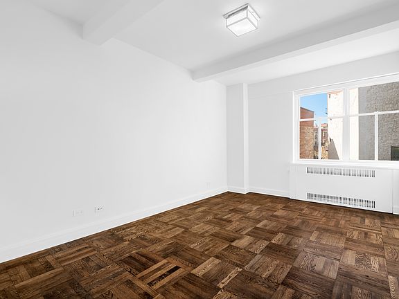 3rd image of 295 Central Park W APT 6H