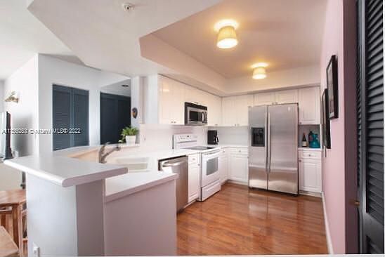 4th image of 1900 Sunset Harbour Dr #907