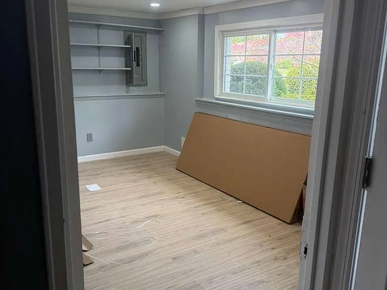 384 W 22nd St #1 — Photo 4